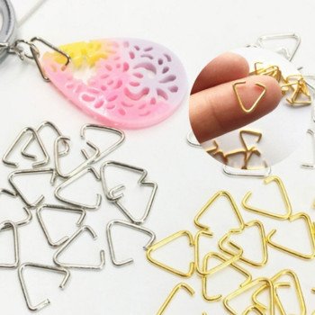 Açarlıq Və Boyunbağı Tutacağı Üçbucaqlı Gümüşü Model