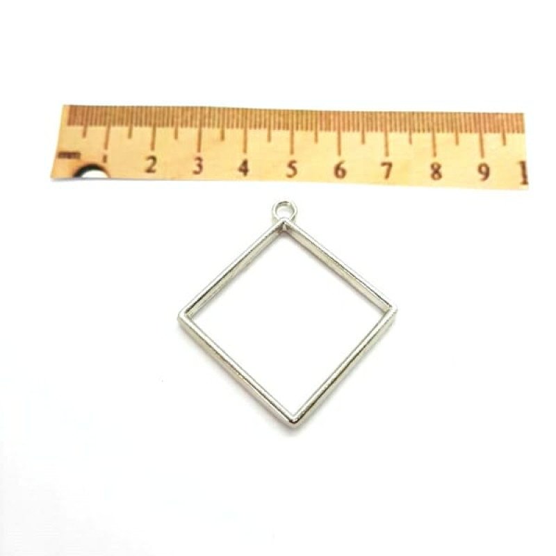 Dəmir Çərçivə - Paxlava Böyük Gümüşü No:4