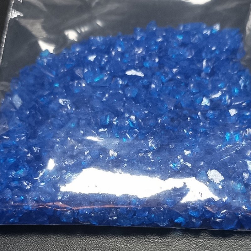 Dekorativ kristal Şüşə qırığı Tünd Mavi rəng 100 qram